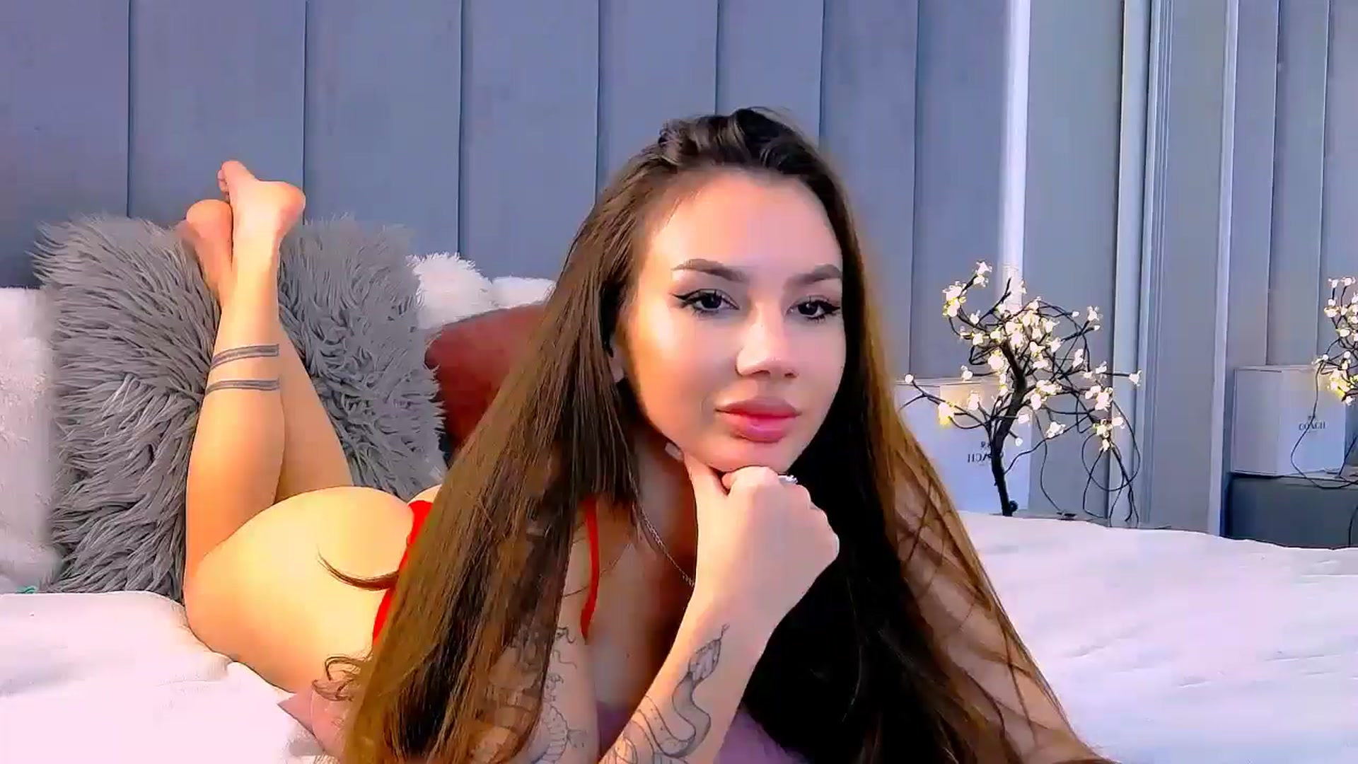 Gallery image thumbnail from Selenita007's myfreecams stream on, 11/23/2025, 20:06 image 17 of 20