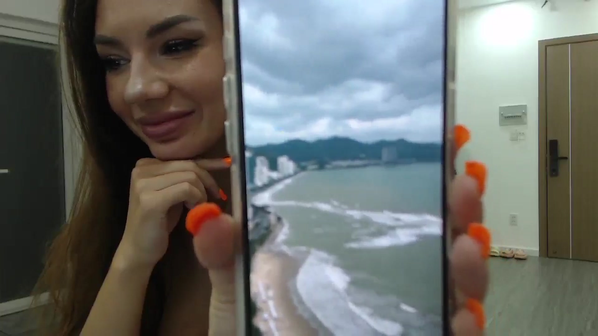 Gallery image thumbnail from Selenita007's myfreecams stream on, 01/12/2026, 03:25 image 2 of 20