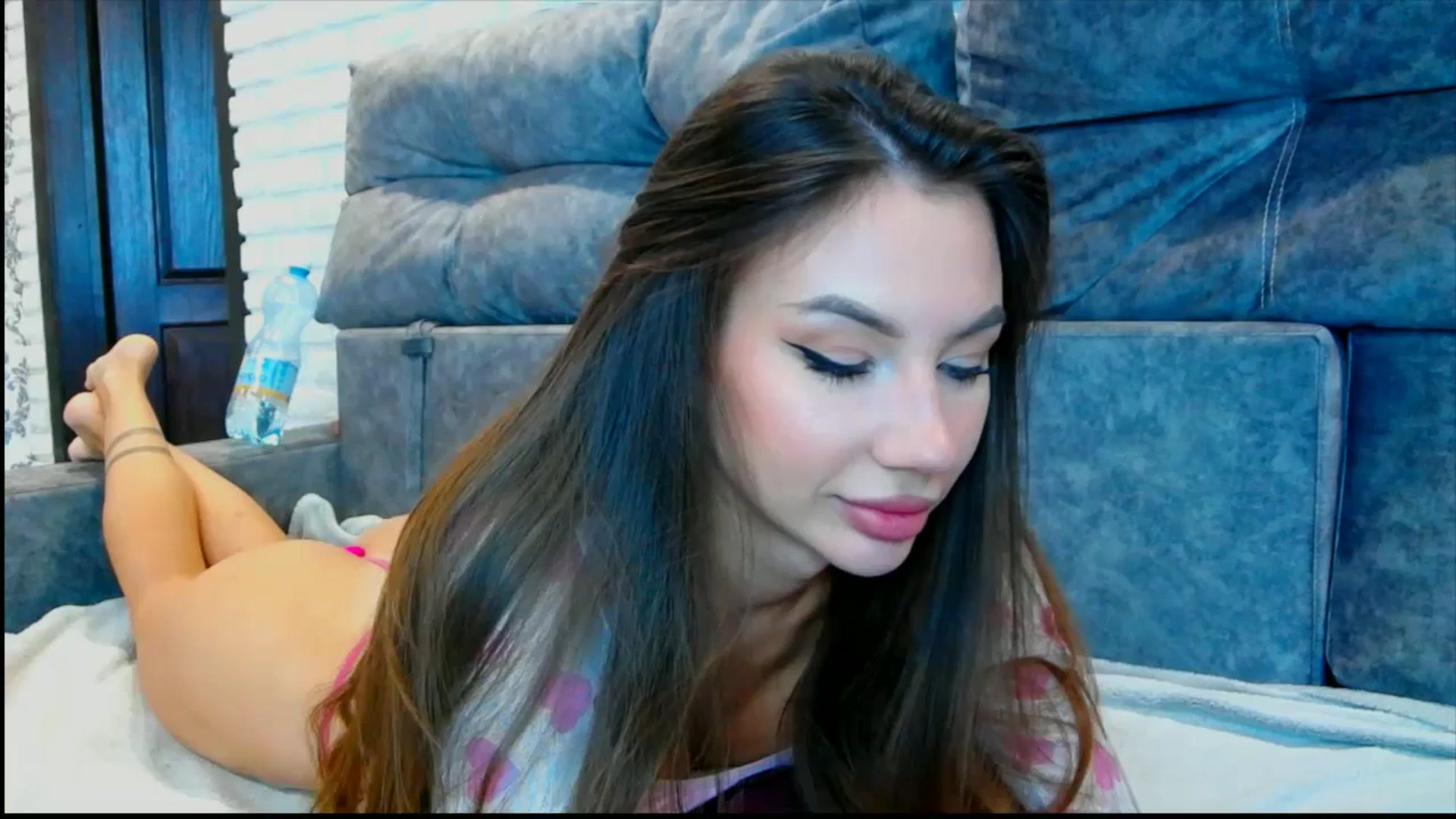 Gallery image thumbnail from Selenita007's myfreecams stream on, 05/04/2026, 07:28 image 7 of 20