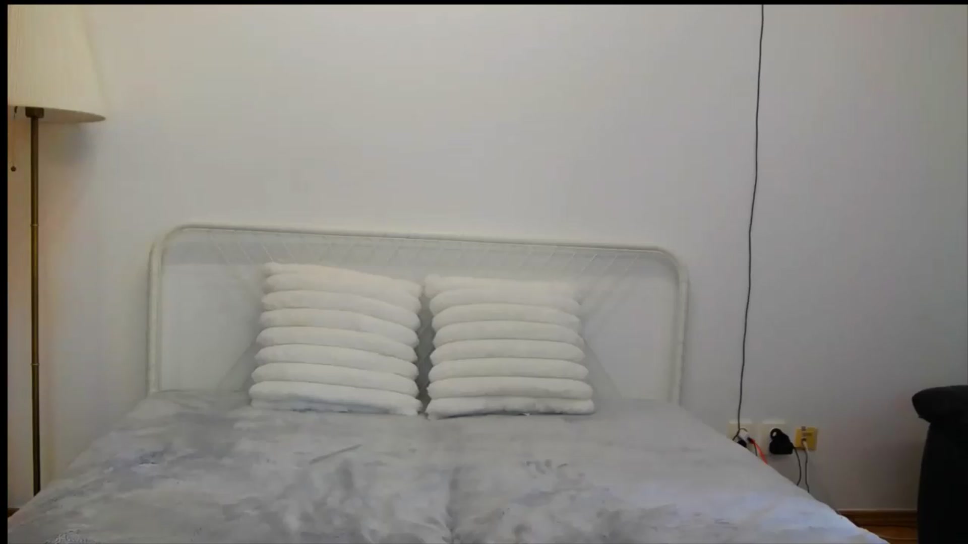 Gallery image thumbnail from Selenita007's myfreecams stream on, 06/19/2026, 08:37 image 7 of 20