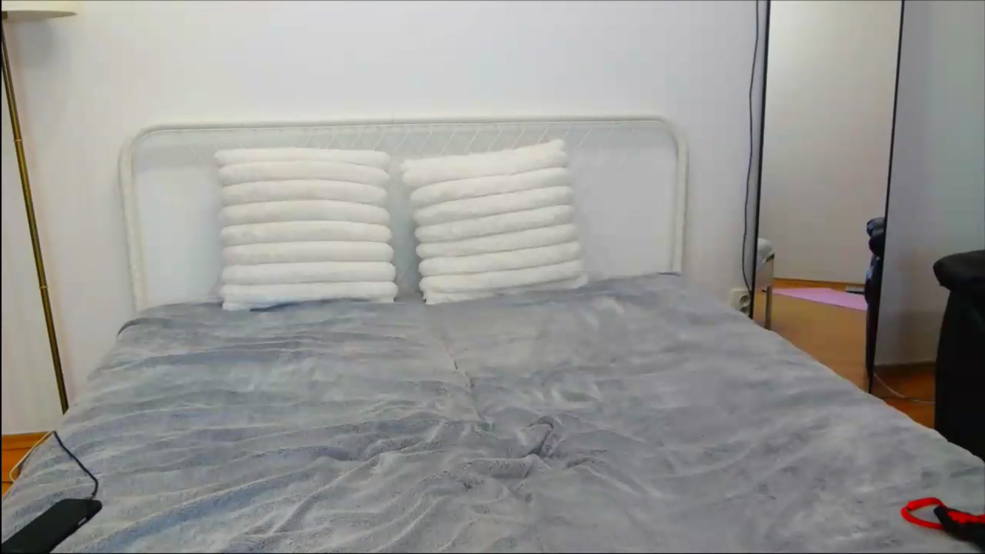 Gallery image thumbnail from Selenita007's myfreecams stream on, 06/29/2026, 21:13 image 17 of 20
