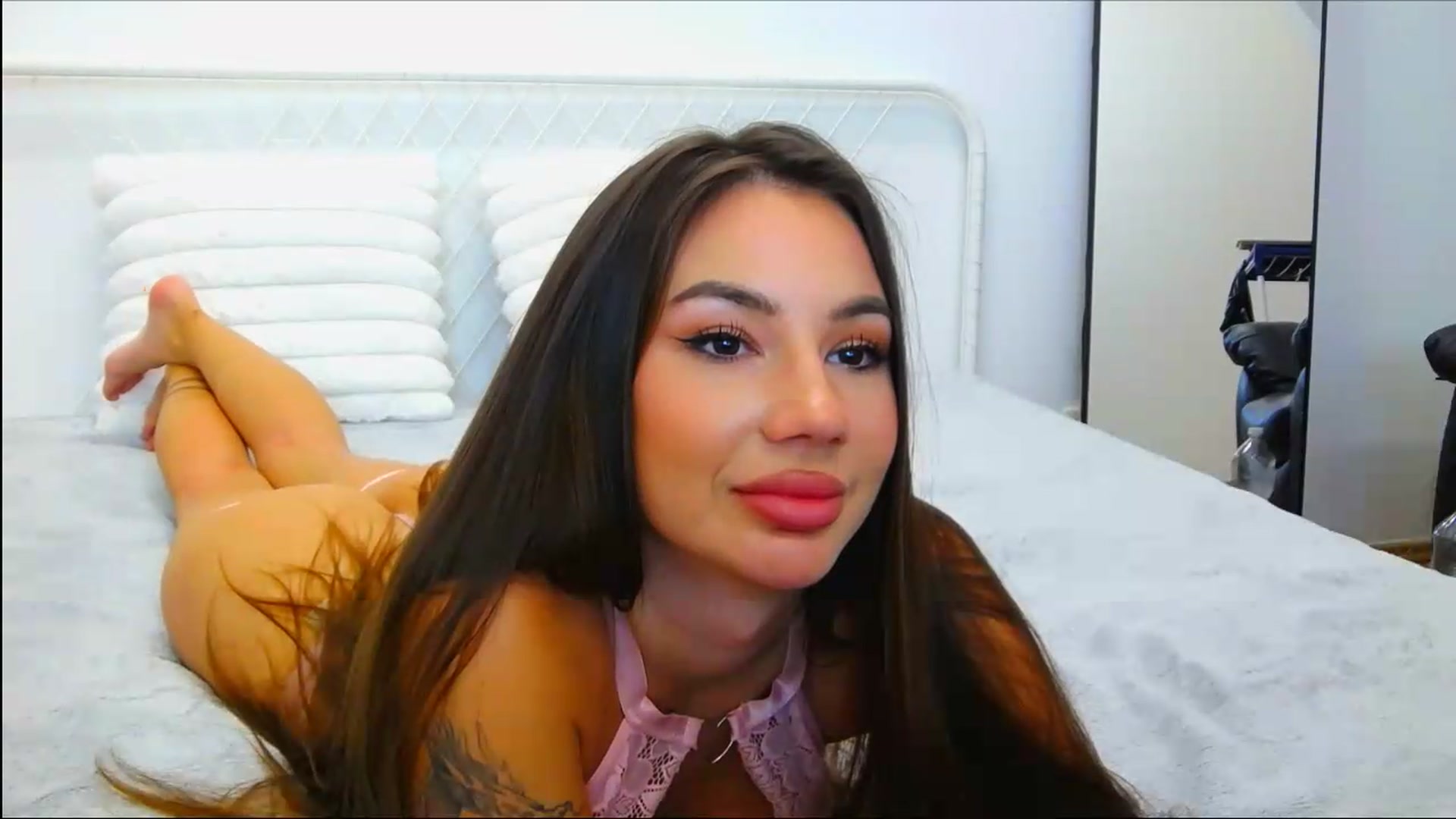 Gallery image thumbnail from Selenita007's myfreecams stream on, 07/02/2026, 03:26 image 19 of 20