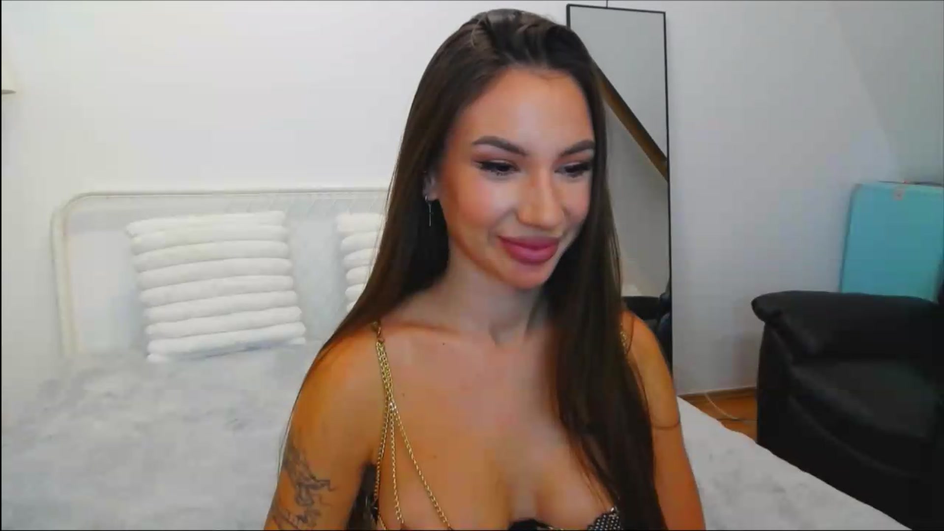 Gallery image thumbnail from Selenita007's myfreecams stream on, 07/02/2026, 23:56 image 18 of 20