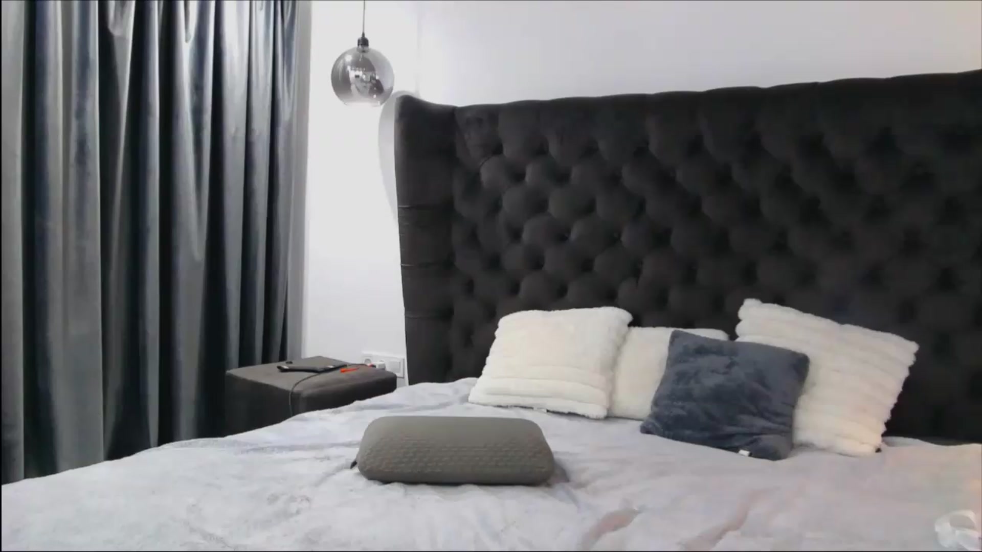 Gallery image thumbnail from Selenita007's myfreecams stream on, 07/31/2026, 14:24 image 18 of 20