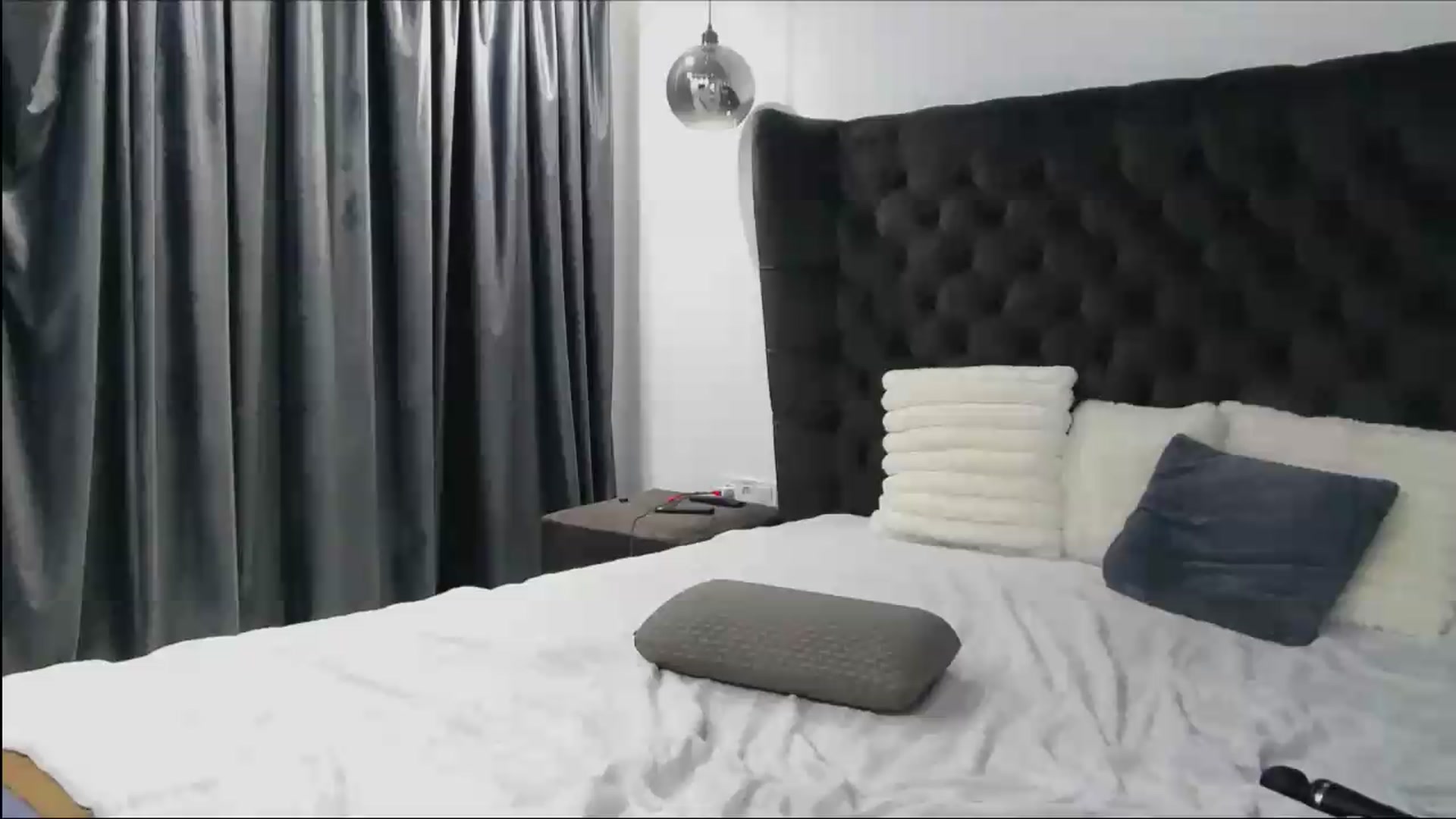 Gallery image thumbnail from Selenita007's myfreecams stream on, 08/06/2026, 11:43 image 1 of 20
