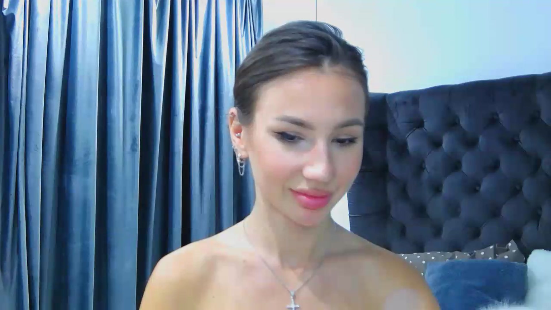 Gallery image thumbnail from Selenita007's myfreecams stream on, 09/04/2026, 14:09 image 10 of 20