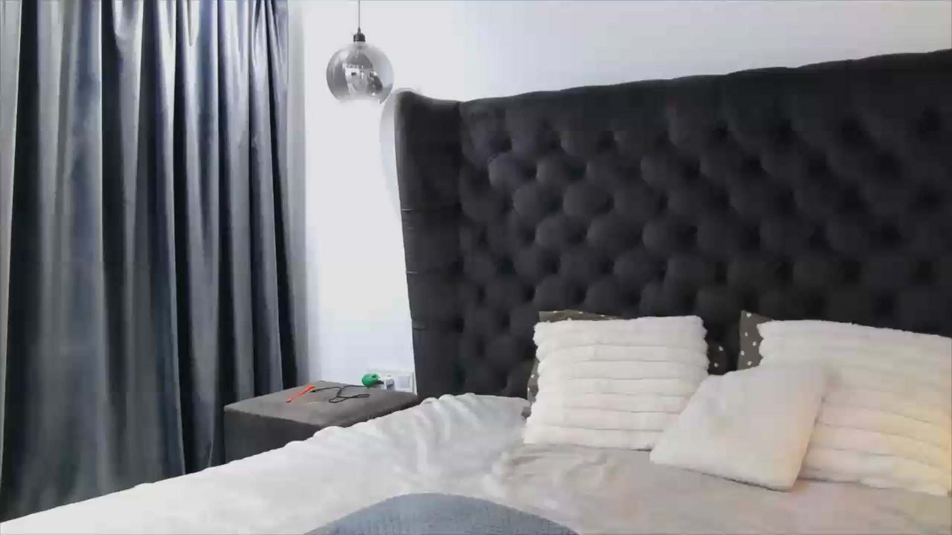 Gallery image thumbnail from Selenita007's myfreecams stream on, 09/12/2026, 12:27 image 1 of 20
