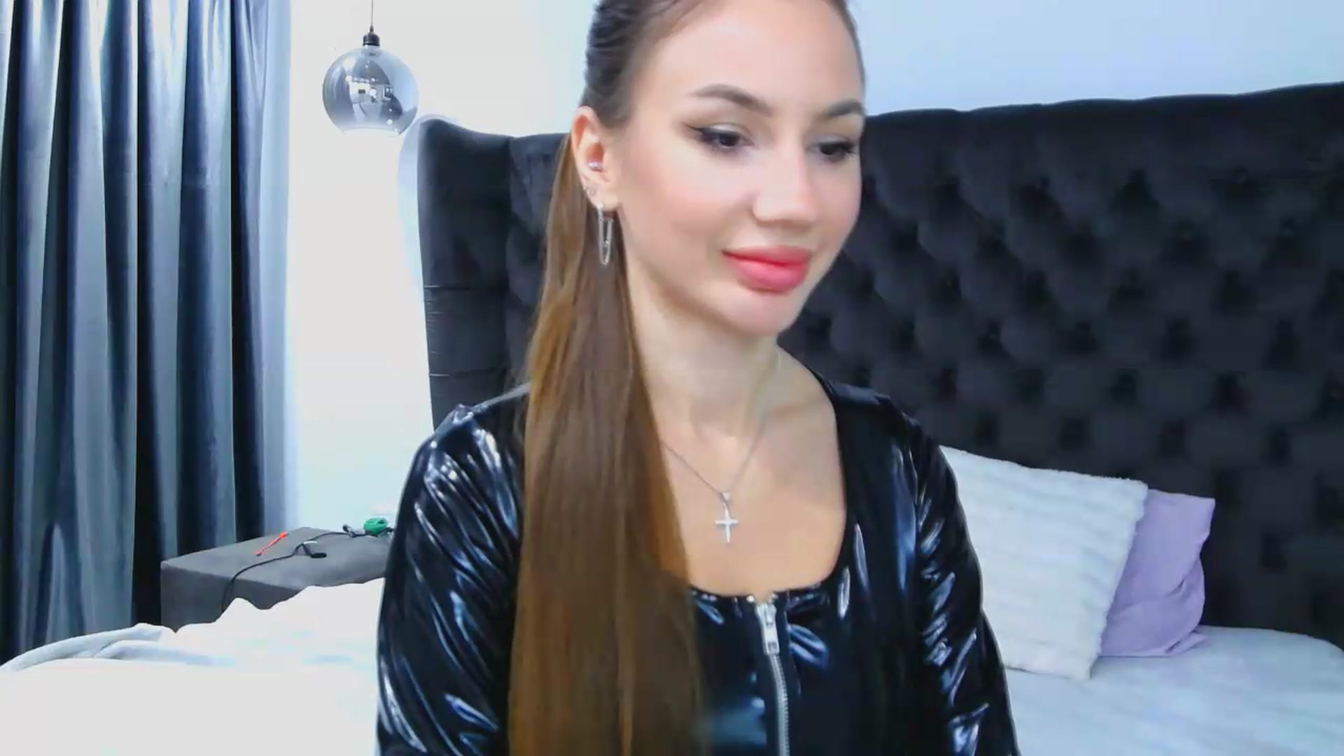 Gallery image thumbnail from Selenita007's myfreecams stream on, 09/15/2026, 10:48 image 7 of 20