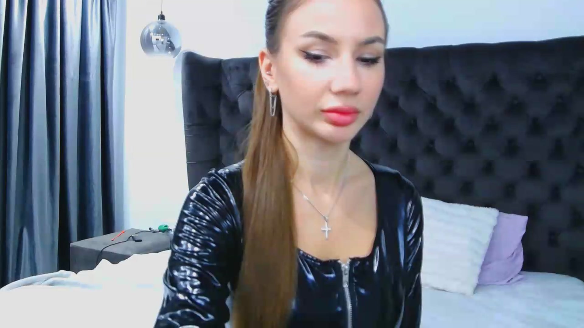 Gallery image thumbnail from Selenita007's myfreecams stream on, 09/15/2026, 10:48 image 3 of 20