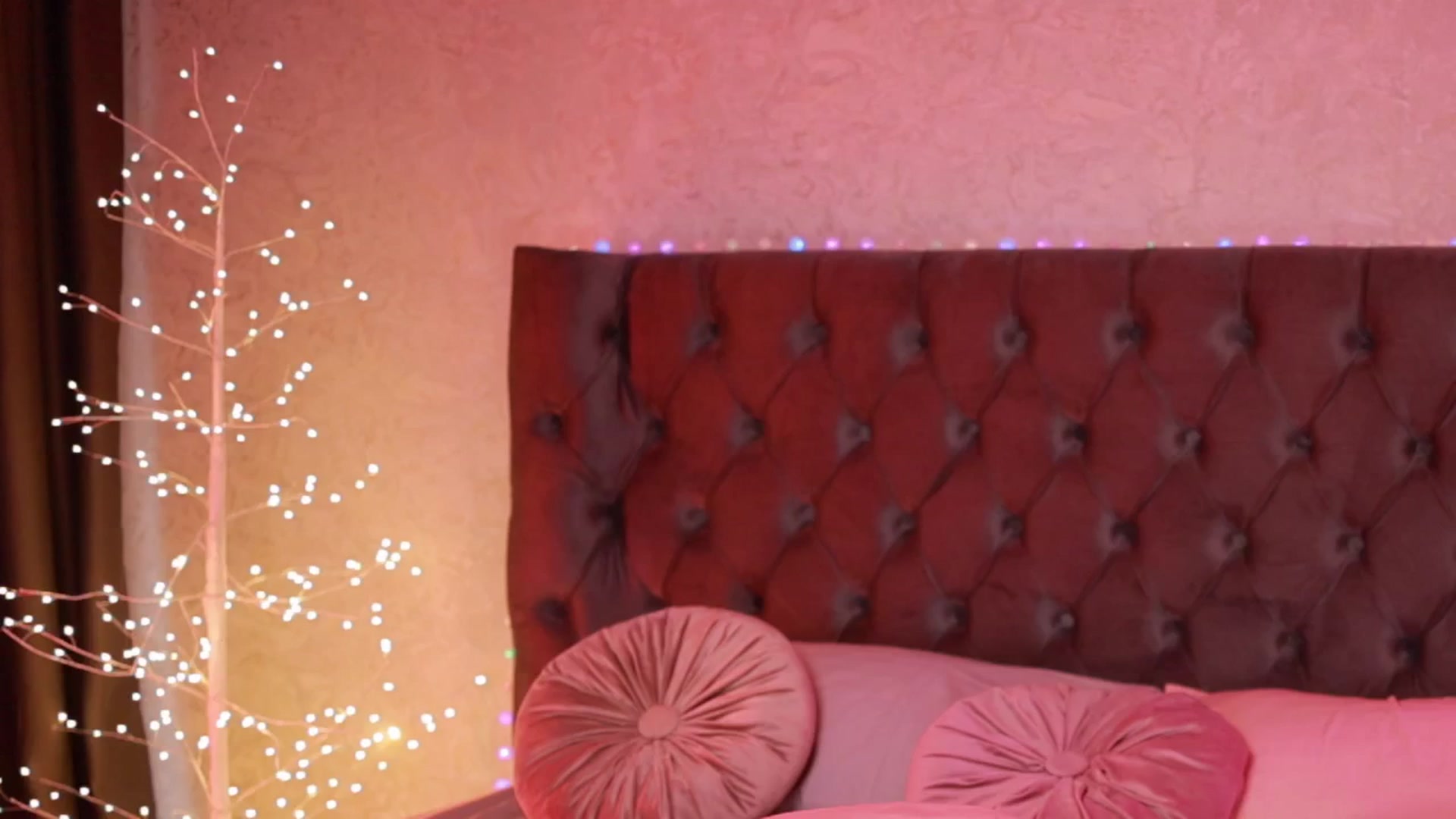 Gallery image thumbnail from Selenna_Sky's myfreecams stream on, 01/22/2025, 09:13 image 13 of 20