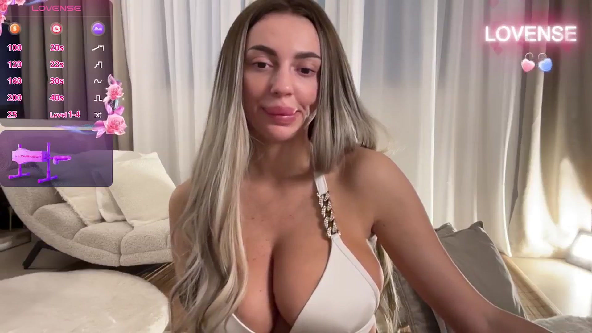 Gallery image thumbnail from Selenyah's myfreecams stream on, 02/09/2026, 06:03 image 11 of 20