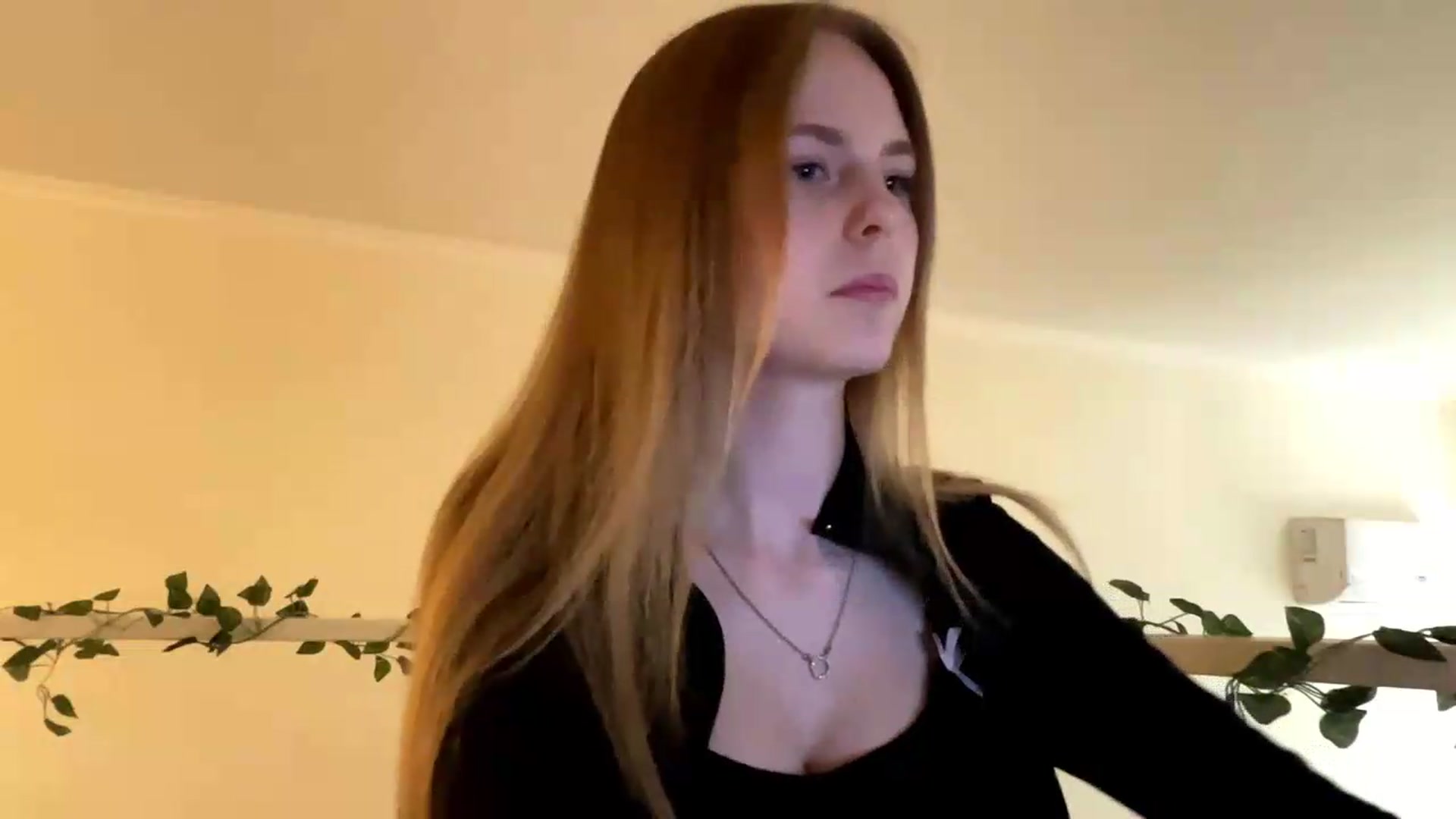 Gallery image thumbnail from SelinaMynx's myfreecams stream on, 05/29/2026, 14:38 image 7 of 20