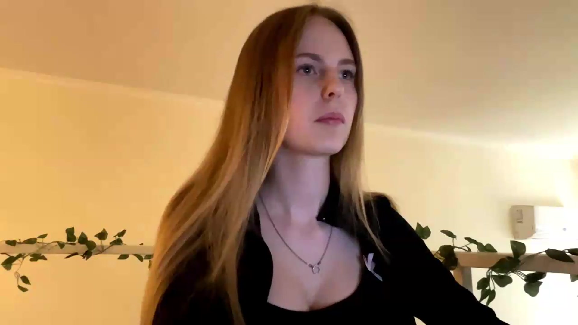 Gallery image thumbnail from SelinaMynx's myfreecams stream on, 05/29/2026, 14:38 image 6 of 20