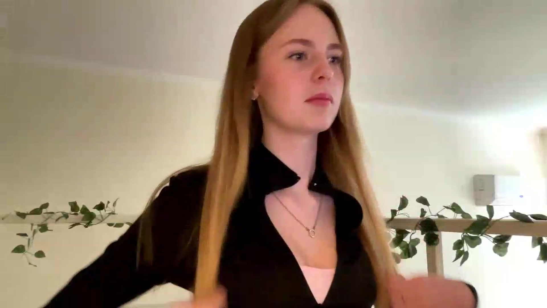Gallery image thumbnail from SelinaMynx's myfreecams stream on, 06/01/2026, 09:45 image 6 of 20