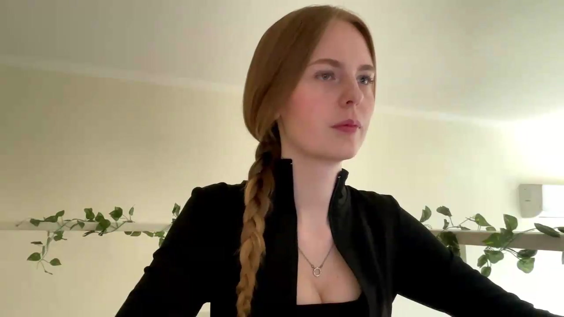 Gallery image thumbnail from SelinaMynx's myfreecams stream on, 06/02/2026, 10:24 image 4 of 20