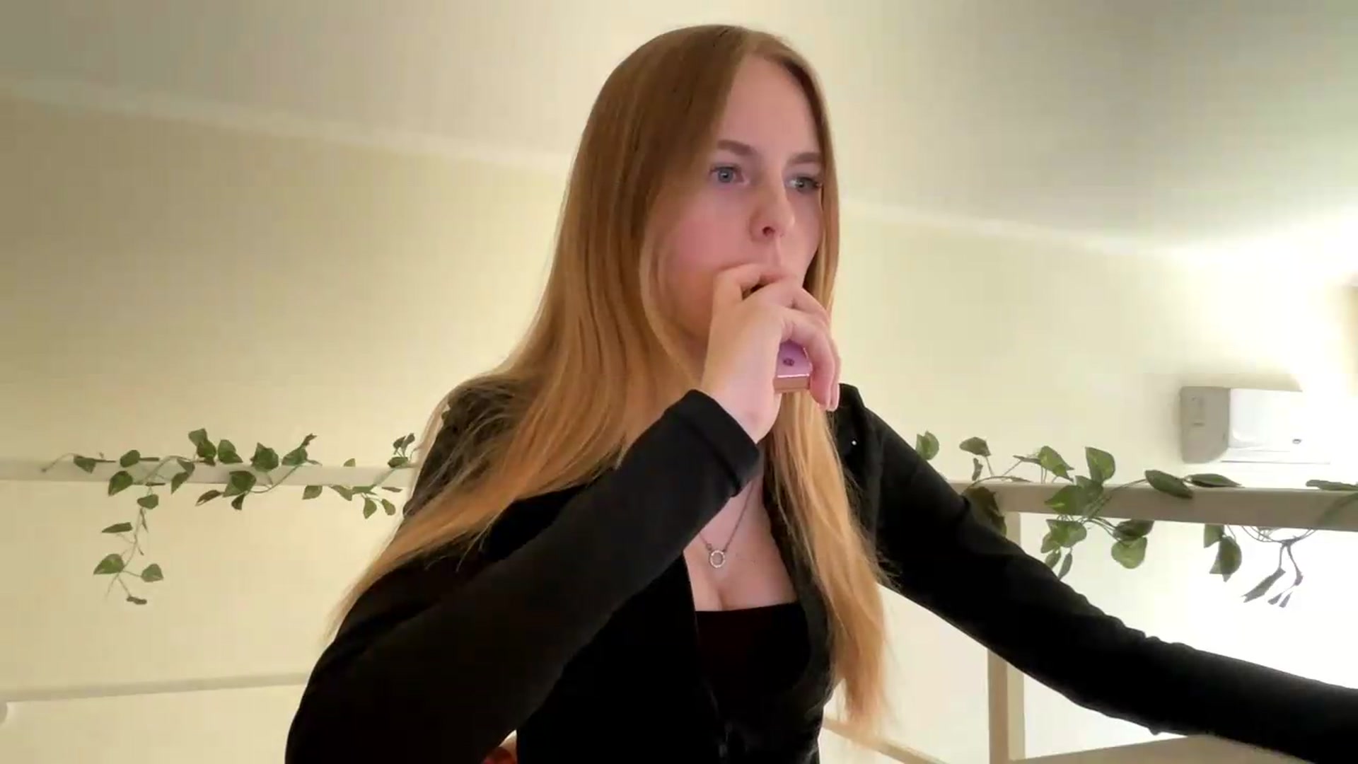 Gallery image thumbnail from SelinaMynx's myfreecams stream on, 06/02/2026, 12:50 image 8 of 20