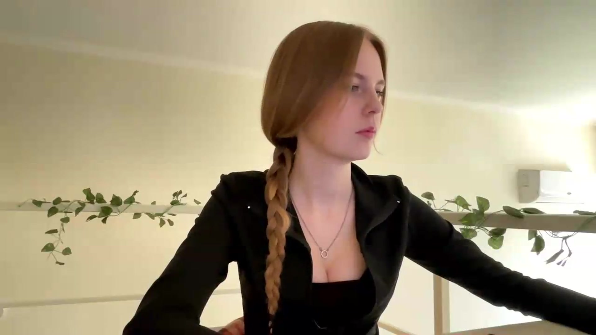 Gallery image thumbnail from SelinaMynx's myfreecams stream on, 06/02/2026, 12:50 image 19 of 20