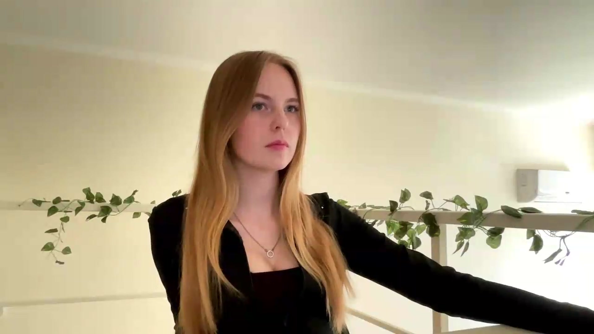 Gallery image thumbnail from SelinaMynx's myfreecams stream on, 06/02/2026, 12:50 image 12 of 20