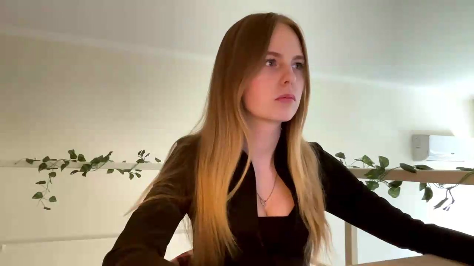 Gallery image thumbnail from SelinaMynx's myfreecams stream on, 06/02/2026, 14:05 image 19 of 20