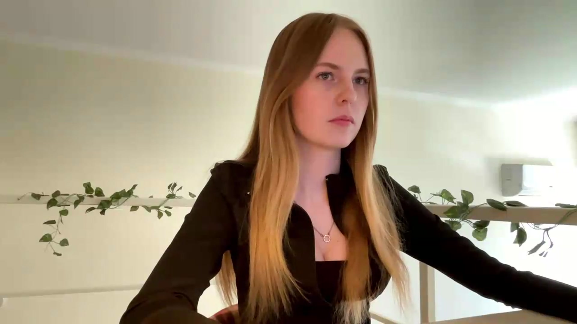 Gallery image thumbnail from SelinaMynx's myfreecams stream on, 06/02/2026, 14:05 image 14 of 20