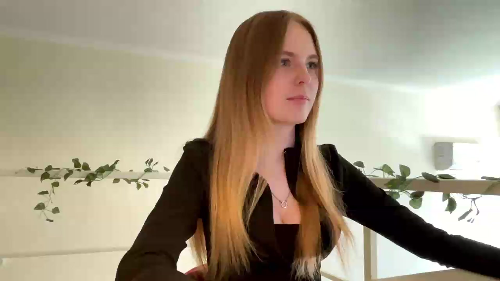 Gallery image thumbnail from SelinaMynx's myfreecams stream on, 06/02/2026, 14:05 image 11 of 20
