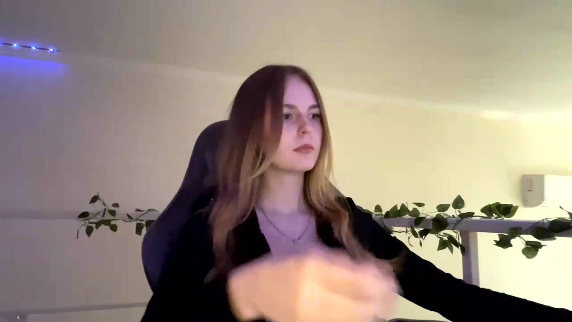 Gallery image thumbnail from SelinaMynx's myfreecams stream on, 06/05/2026, 15:03 image 11 of 20