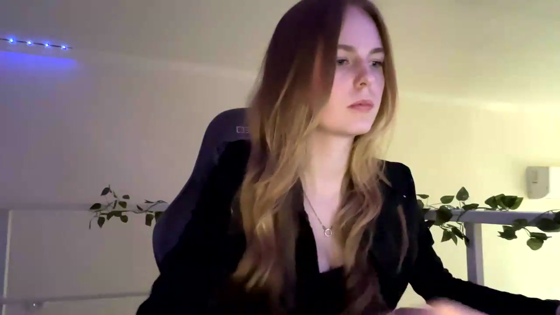 Gallery image thumbnail from SelinaMynx's myfreecams stream on, 06/05/2026, 15:03 image 19 of 20