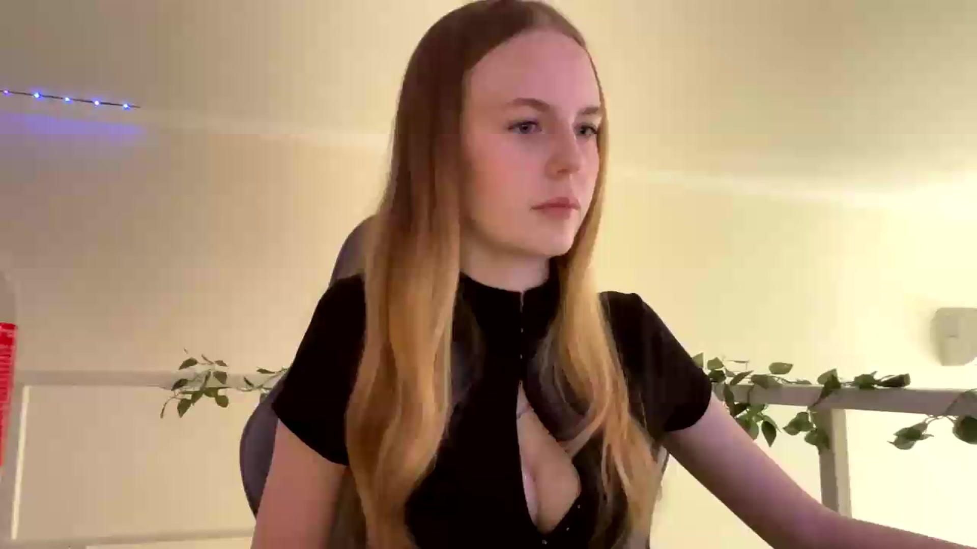 Gallery image thumbnail from SelinaMynx's myfreecams stream on, 06/07/2026, 08:25 image 1 of 20