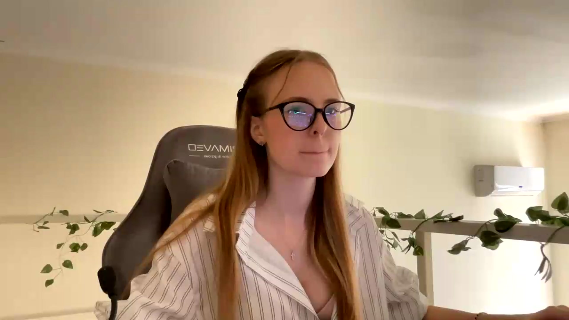 Gallery image thumbnail from SelinaMynx's myfreecams stream on, 06/22/2026, 10:44 image 10 of 20