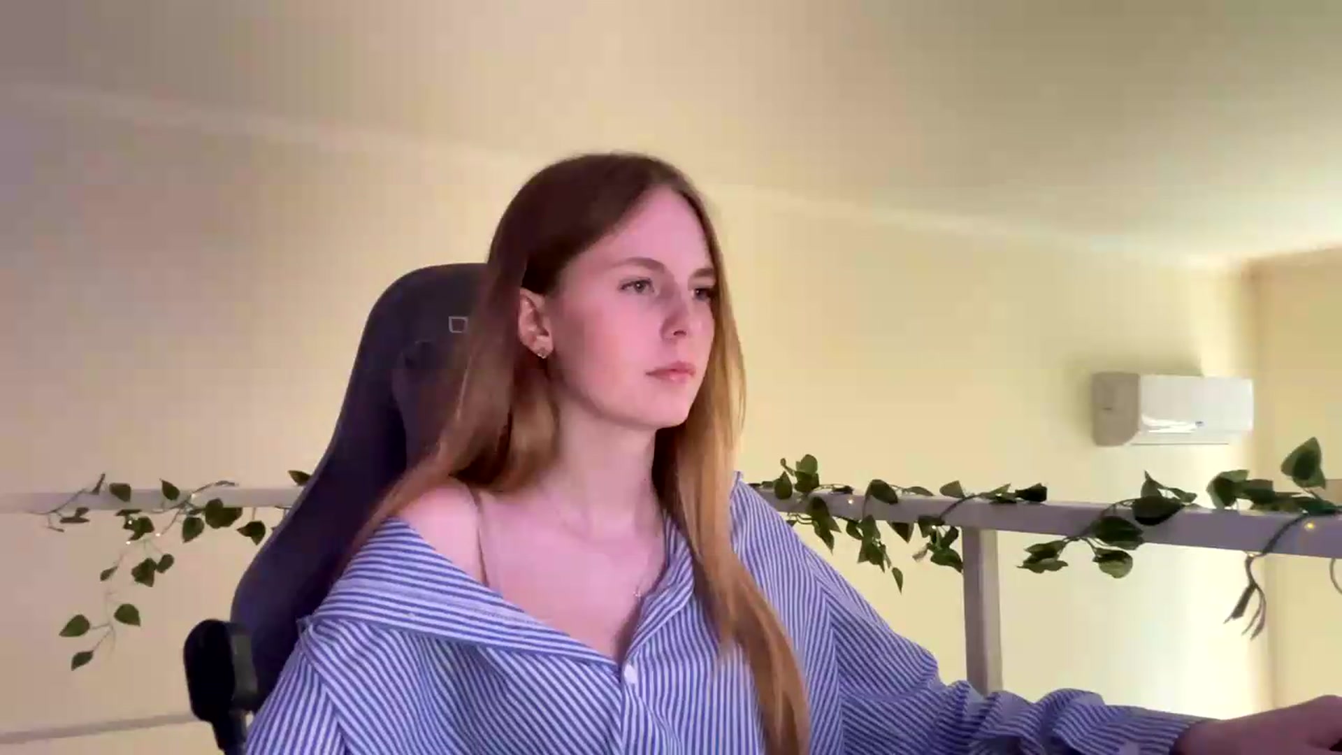 Gallery image thumbnail from SelinaMynx's myfreecams stream on, 06/23/2026, 14:02 image 11 of 20