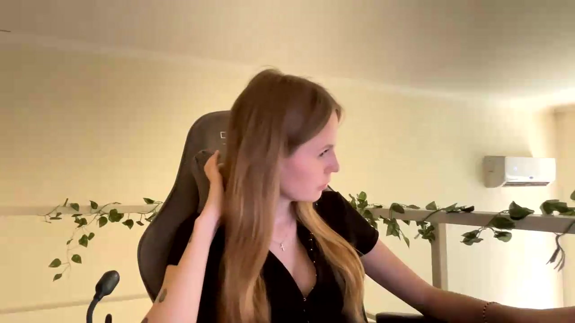 Gallery image thumbnail from SelinaMynx's myfreecams stream on, 06/24/2026, 10:01 image 20 of 20