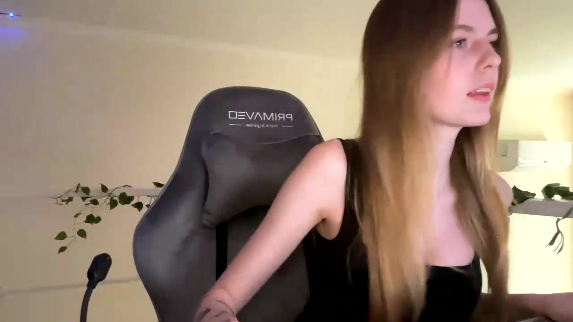 Gallery image thumbnail from SelinaMynx's myfreecams stream on, 06/25/2026, 13:28 image 2 of 20