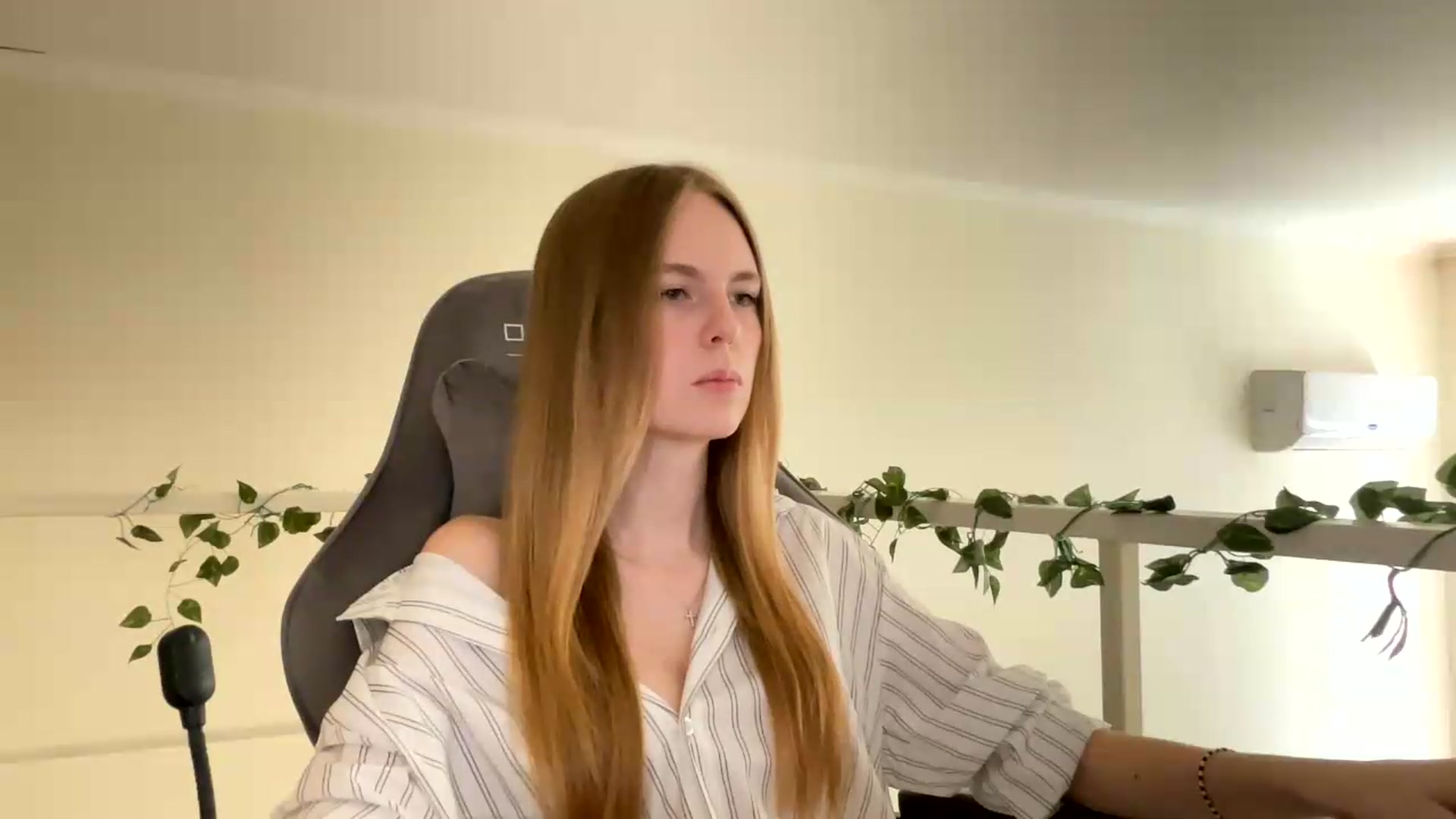 Gallery image thumbnail from SelinaMynx's myfreecams stream on, 06/26/2026, 10:01 image 2 of 20