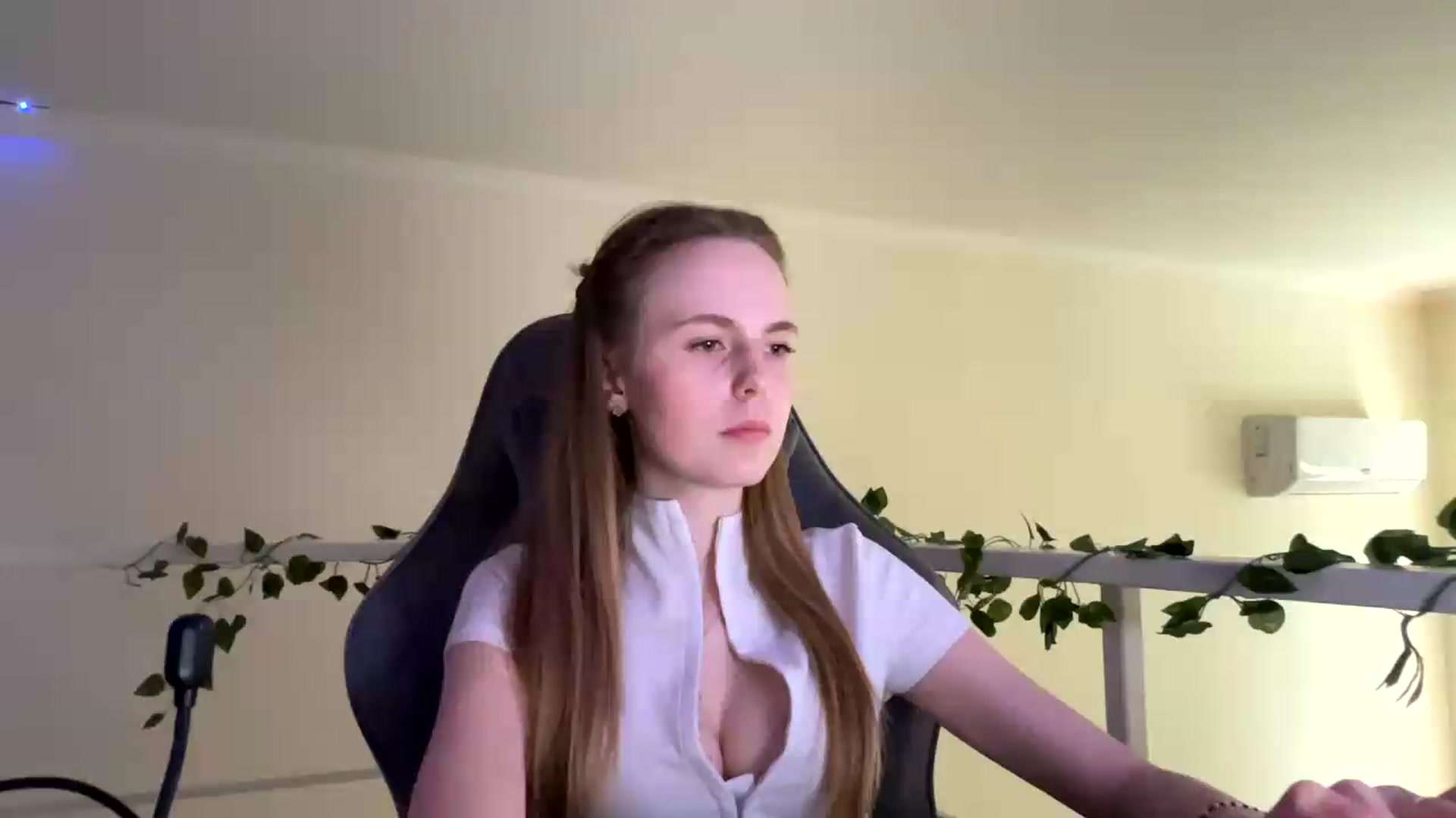 Gallery image thumbnail from SelinaMynx's myfreecams stream on, 06/28/2026, 13:55 image 10 of 20