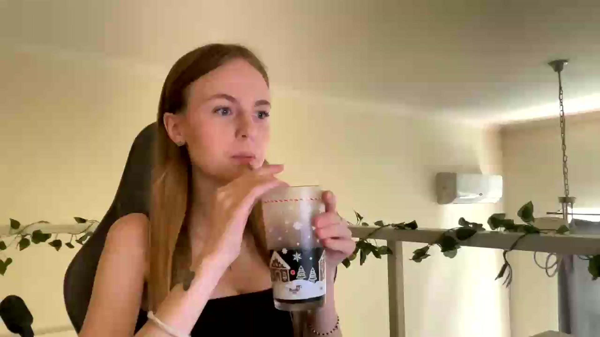 Gallery image thumbnail from SelinaMynx's myfreecams stream on, 06/29/2026, 08:13 image 11 of 20