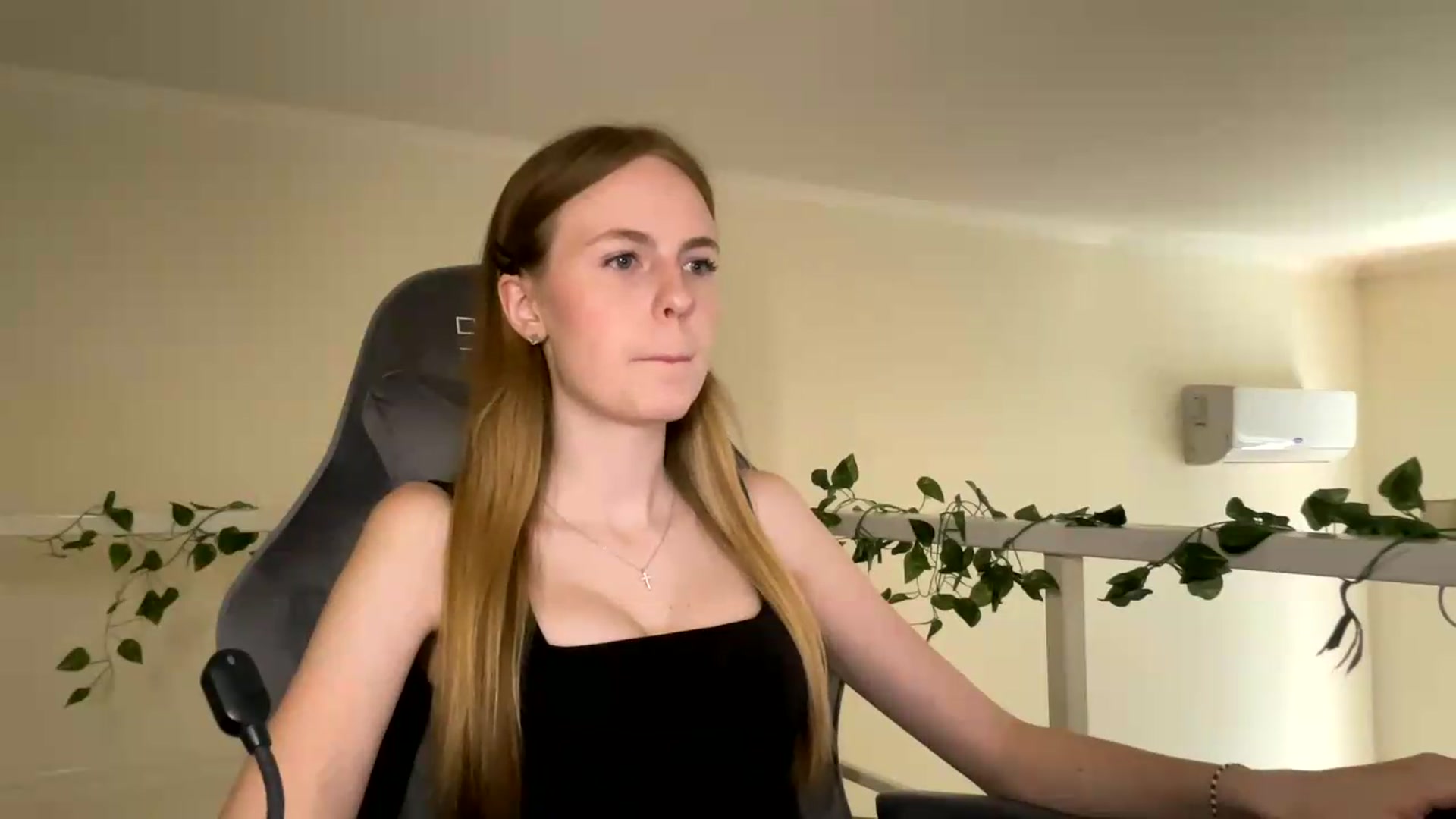 Gallery image thumbnail from SelinaMynx's myfreecams stream on, 06/29/2026, 08:51 image 9 of 20