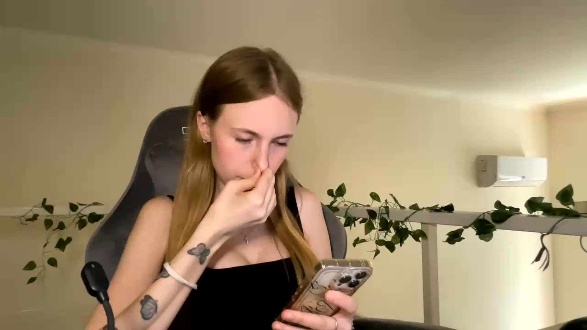 Gallery image thumbnail from SelinaMynx's myfreecams stream on, 06/29/2026, 08:51 image 16 of 20