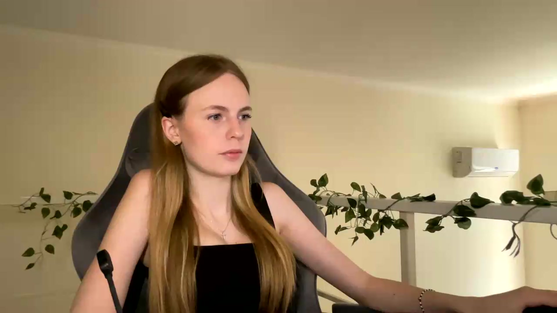 Gallery image thumbnail from SelinaMynx's myfreecams stream on, 06/29/2026, 09:34 image 19 of 20