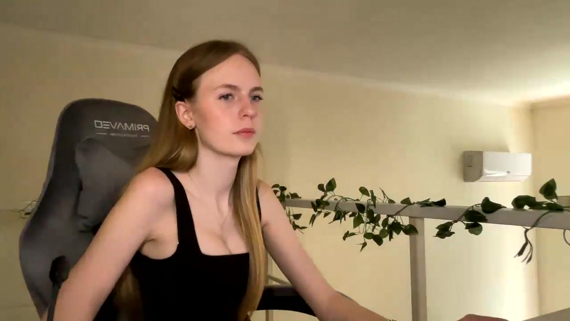 Gallery image thumbnail from SelinaMynx's myfreecams stream on, 06/29/2026, 09:34 image 2 of 20