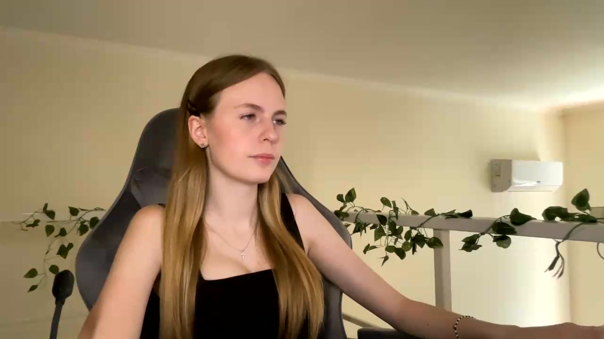 Gallery image thumbnail from SelinaMynx's myfreecams stream on, 06/29/2026, 09:34 image 14 of 20