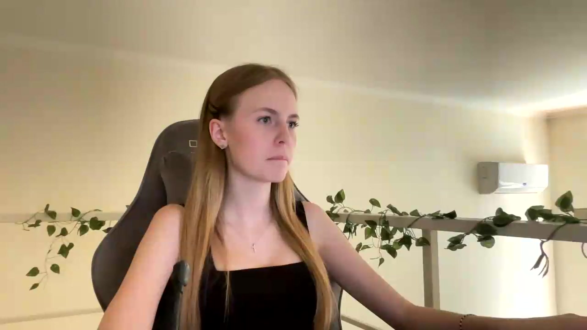 Gallery image thumbnail from SelinaMynx's myfreecams stream on, 06/29/2026, 10:18 image 6 of 20