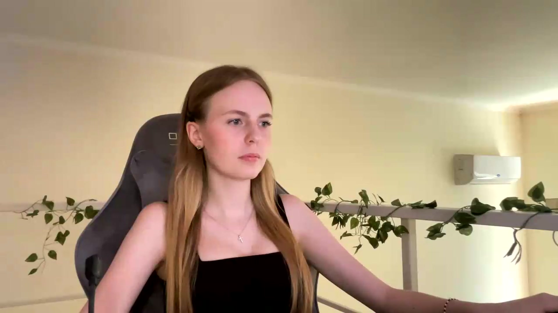 Gallery image thumbnail from SelinaMynx's myfreecams stream on, 06/29/2026, 12:10 image 7 of 20