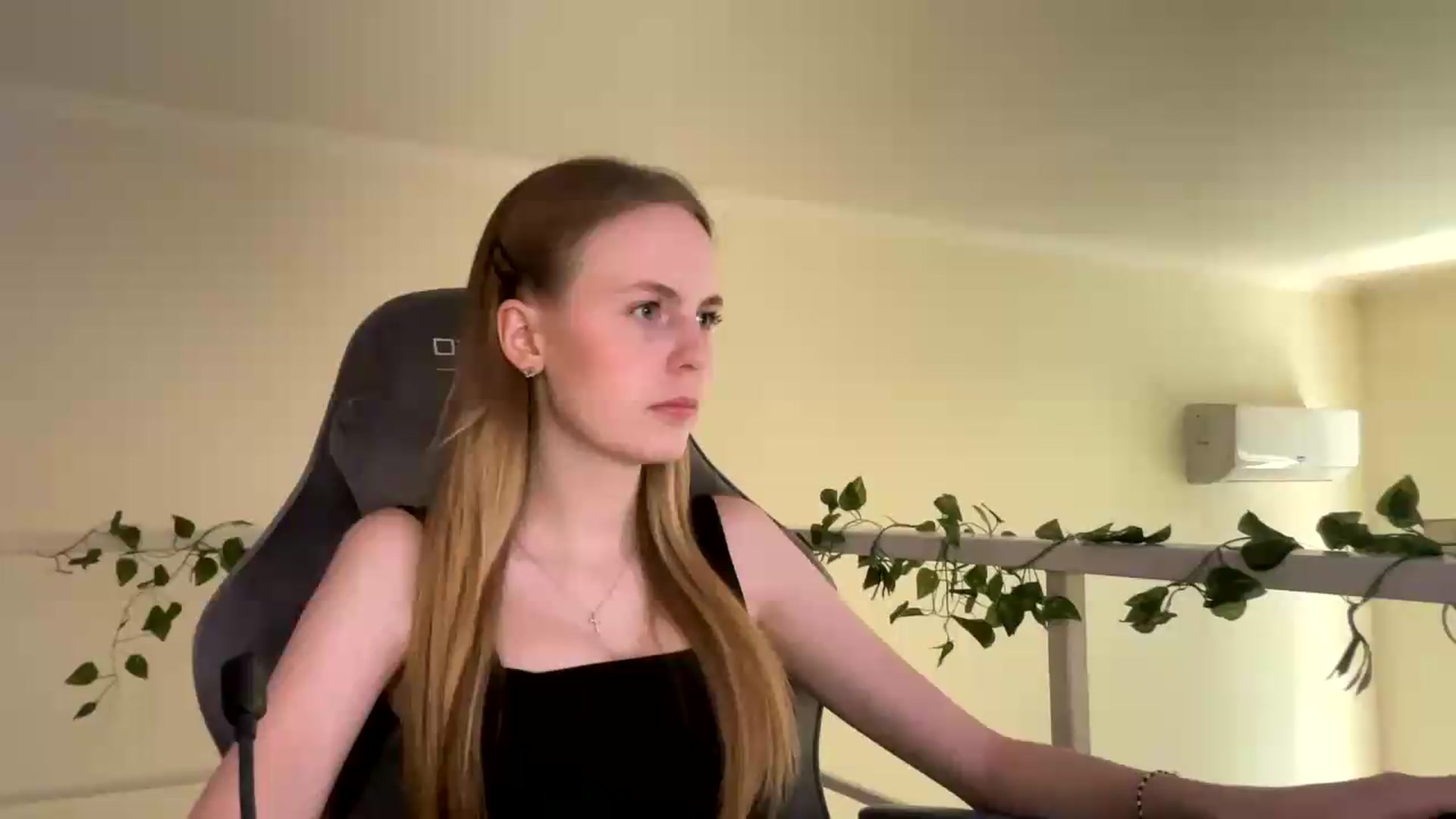 Gallery image thumbnail from SelinaMynx's myfreecams stream on, 06/29/2026, 13:28 image 11 of 20