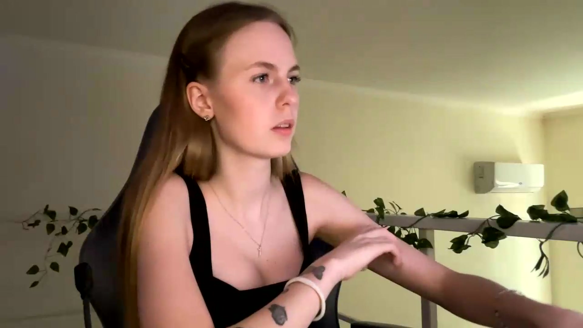 Gallery image thumbnail from SelinaMynx's myfreecams stream on, 06/29/2026, 13:59 image 18 of 20