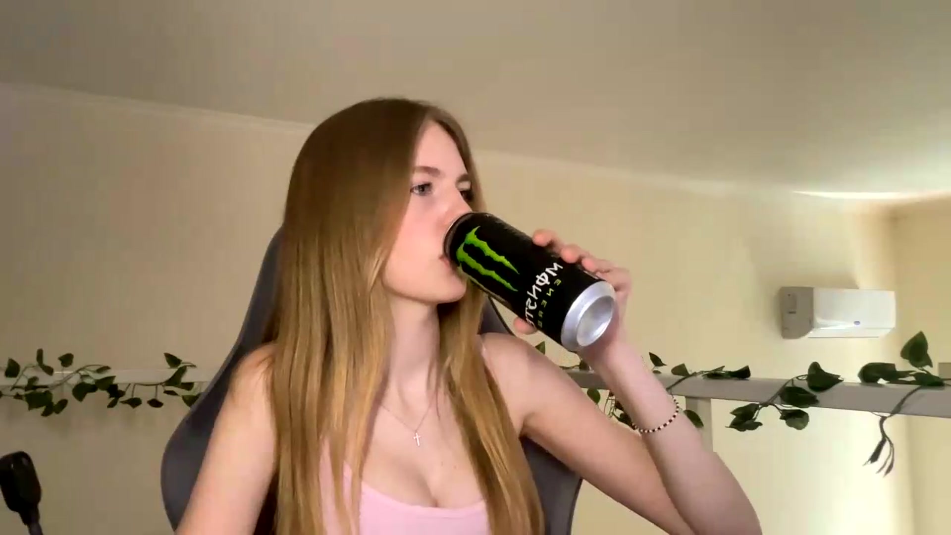 Gallery image thumbnail from SelinaMynx's myfreecams stream on, 07/01/2026, 09:29 image 9 of 20