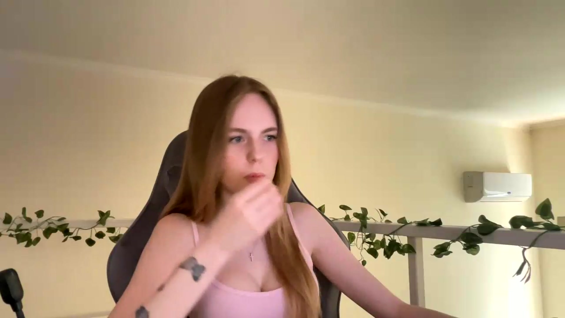Gallery image thumbnail from SelinaMynx's myfreecams stream on, 07/01/2026, 10:21 image 18 of 20