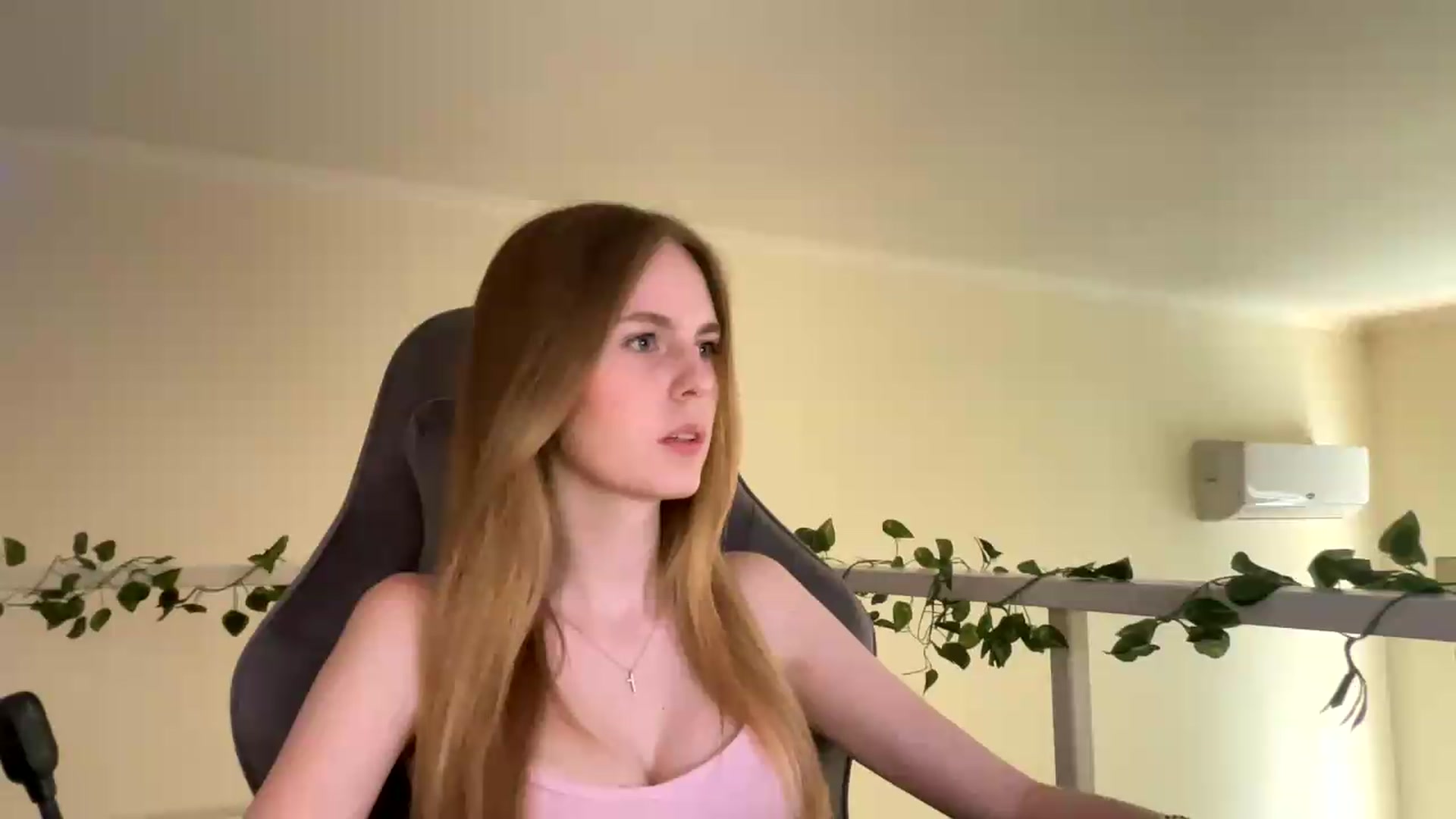 Gallery image thumbnail from SelinaMynx's myfreecams stream on, 07/01/2026, 11:23 image 9 of 20
