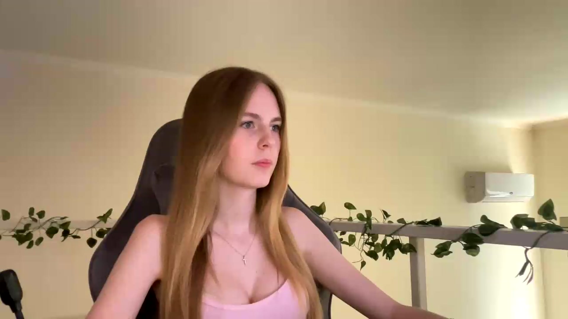 Gallery image thumbnail from SelinaMynx's myfreecams stream on, 07/01/2026, 11:23 image 6 of 20
