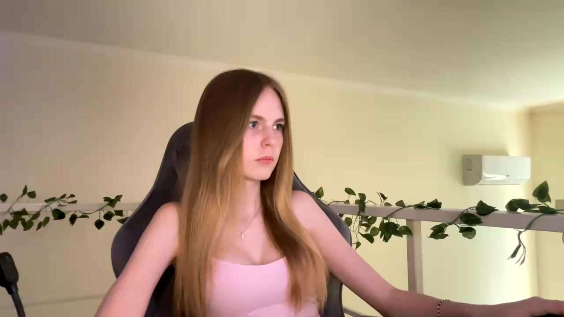 Gallery image thumbnail from SelinaMynx's myfreecams stream on, 07/01/2026, 13:31 image 10 of 20
