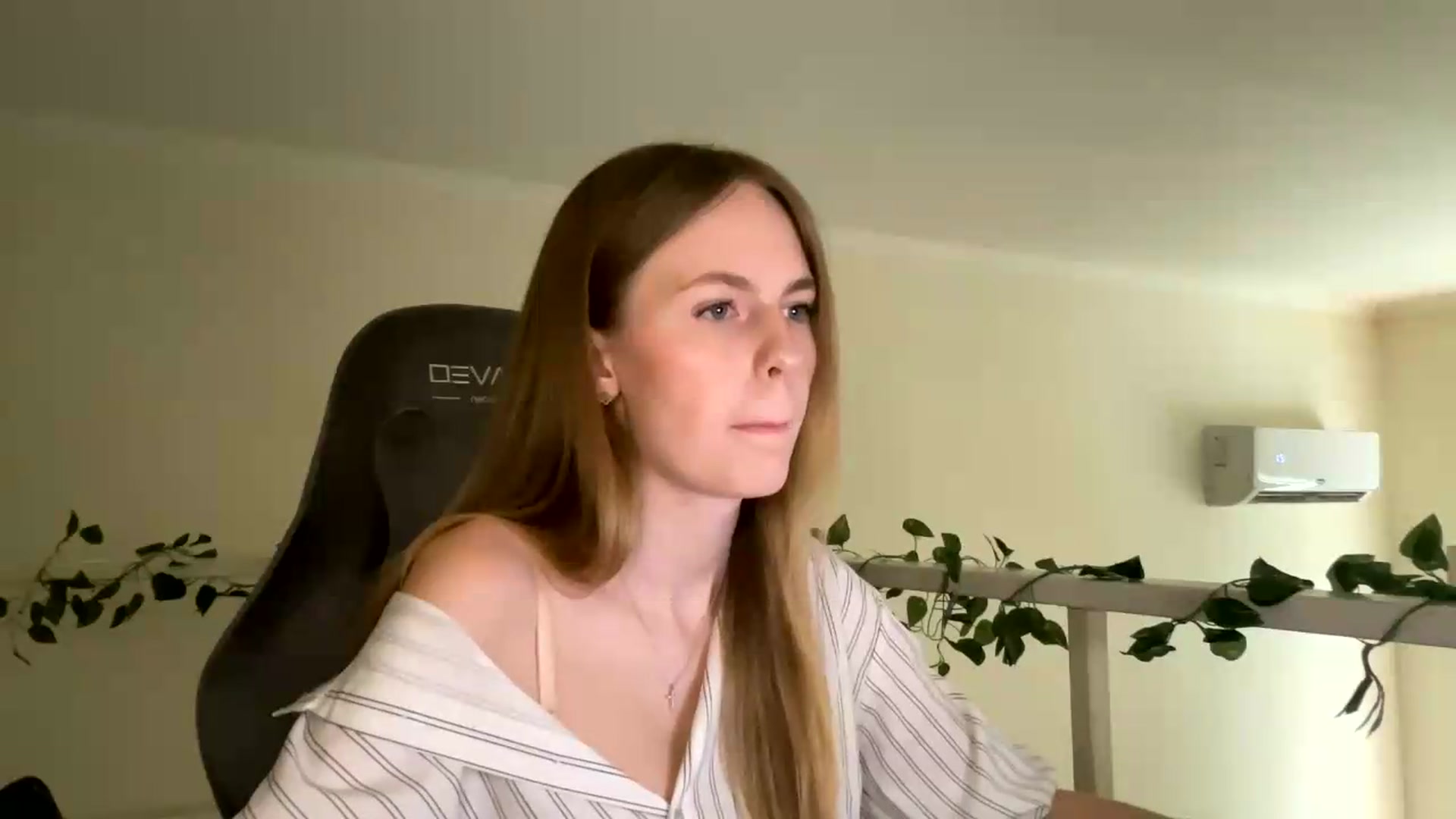 Gallery image thumbnail from SelinaMynx's myfreecams stream on, 07/02/2026, 10:15 image 19 of 20